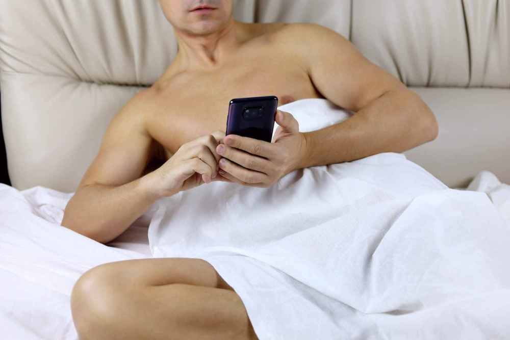 Sexting - deine Bilder im Gay Chat