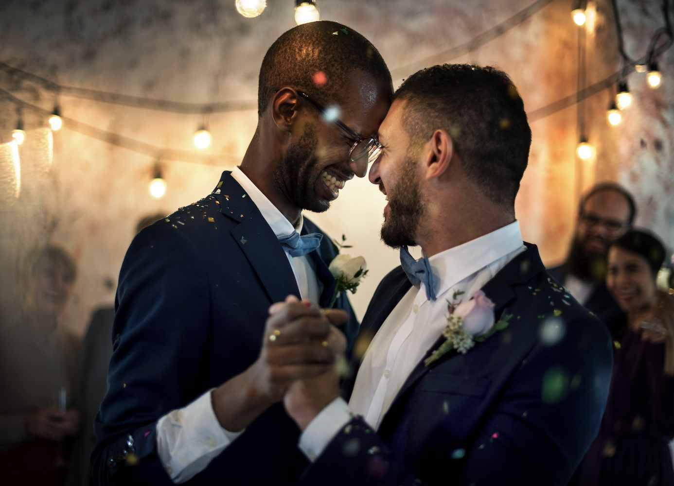 Mehr Informationen zu "Schwule Hochzeit – deine besten Tipps für die Planung"