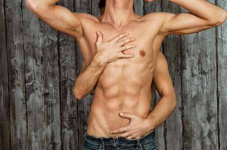 Erstelle deine Party und lade andere Ueer ein